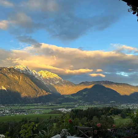 Отель Stallerhof 2*