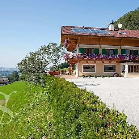 Hotel Stallerhof 2*