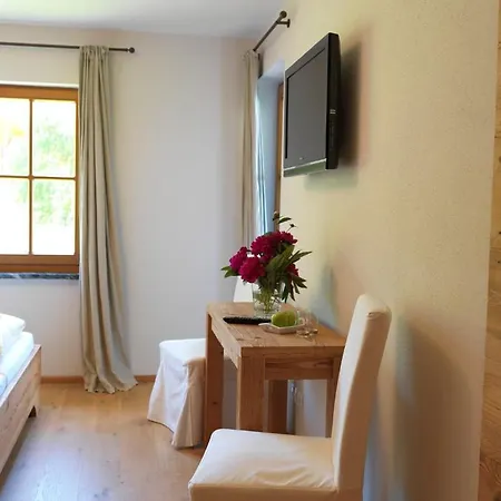 Hotel Stallerhof 2*